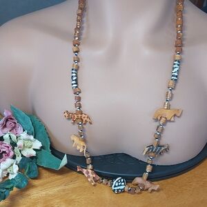 💜3/$20💜 Wood Carved Bead African Animal Necklace Giraffe Elephant